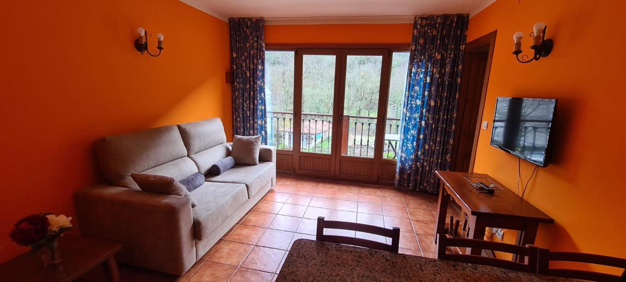 La - Cabrales Appartement